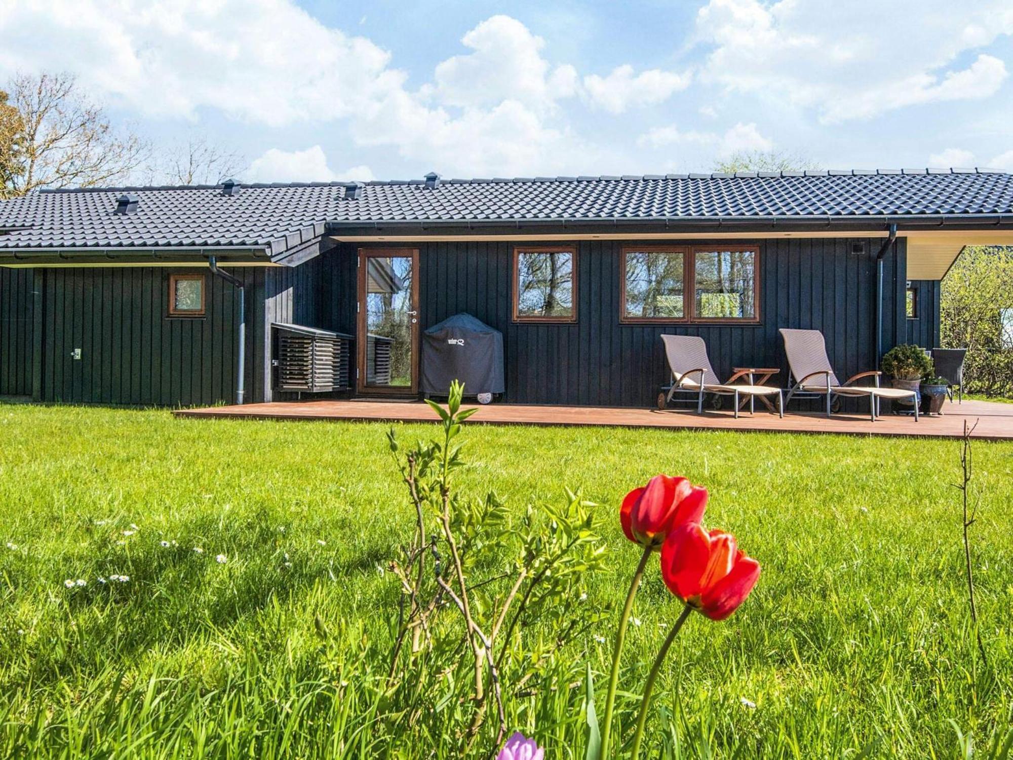 6 Person Holiday Home In R M Lakolk Экстерьер фото